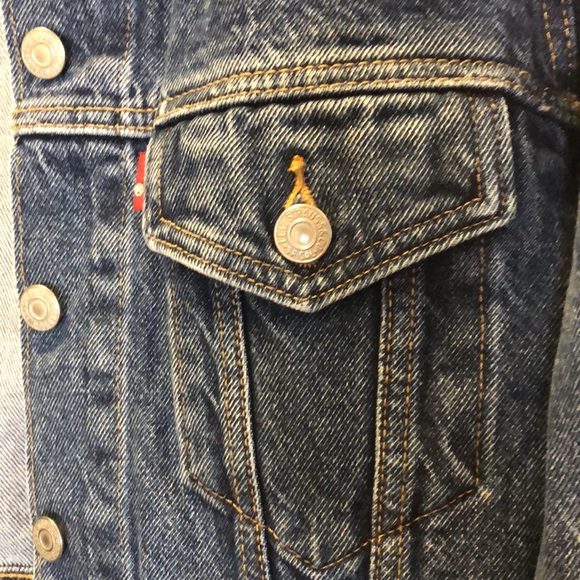 LEVI’S denim cropped trucker jacket - Picture 2 of 8